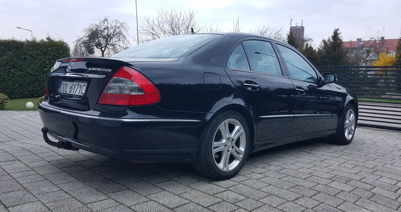 Mercedes-Benz Klasa E cena 29300 przebieg: 245000, rok produkcji 2007 z Oleśnica małe 46